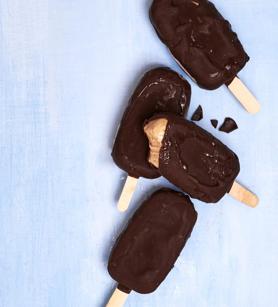 ארטיק בננה יוגורט יווני וחמאת בוטנים